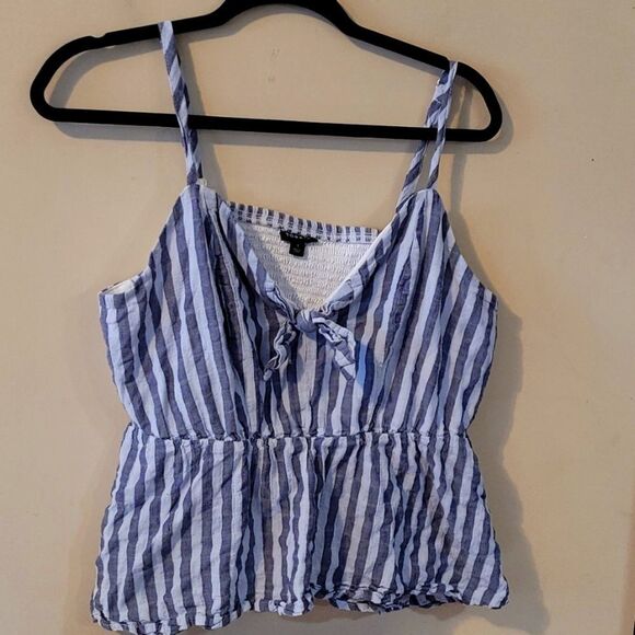 Torrid top size 1 excellent condition - Picture 1 of 5